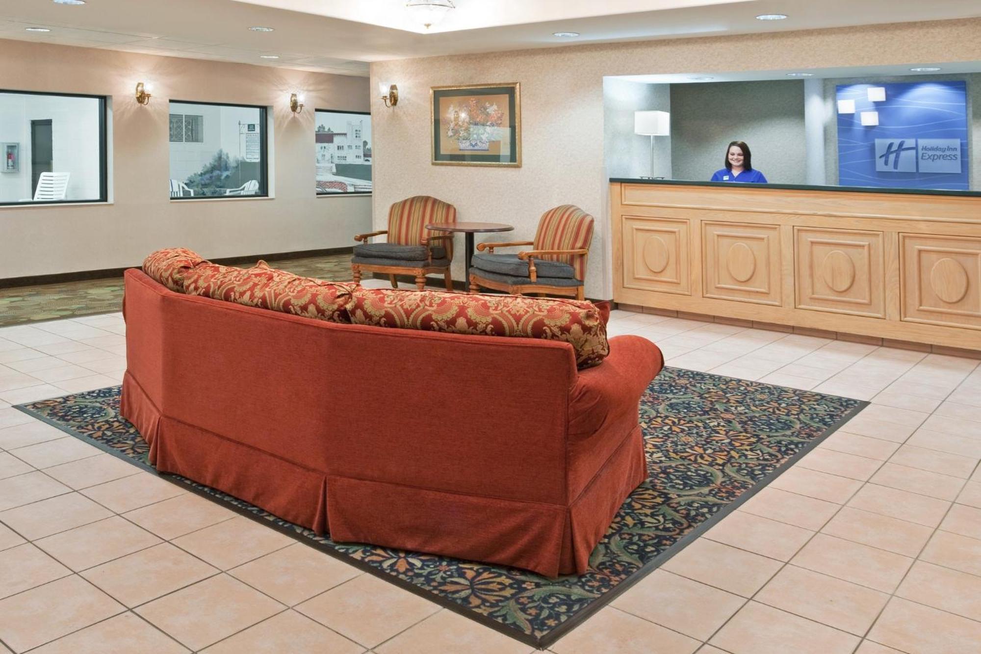 Holiday Inn Express & Suites Alliance By Ihg Exterior foto